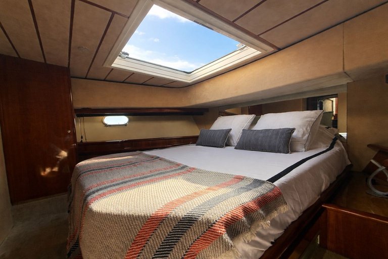Ferretti 680