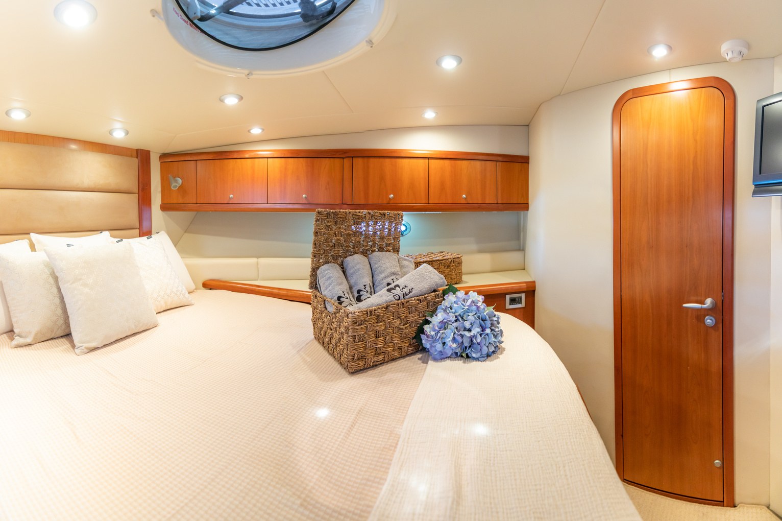 Sunseeker Predator 55